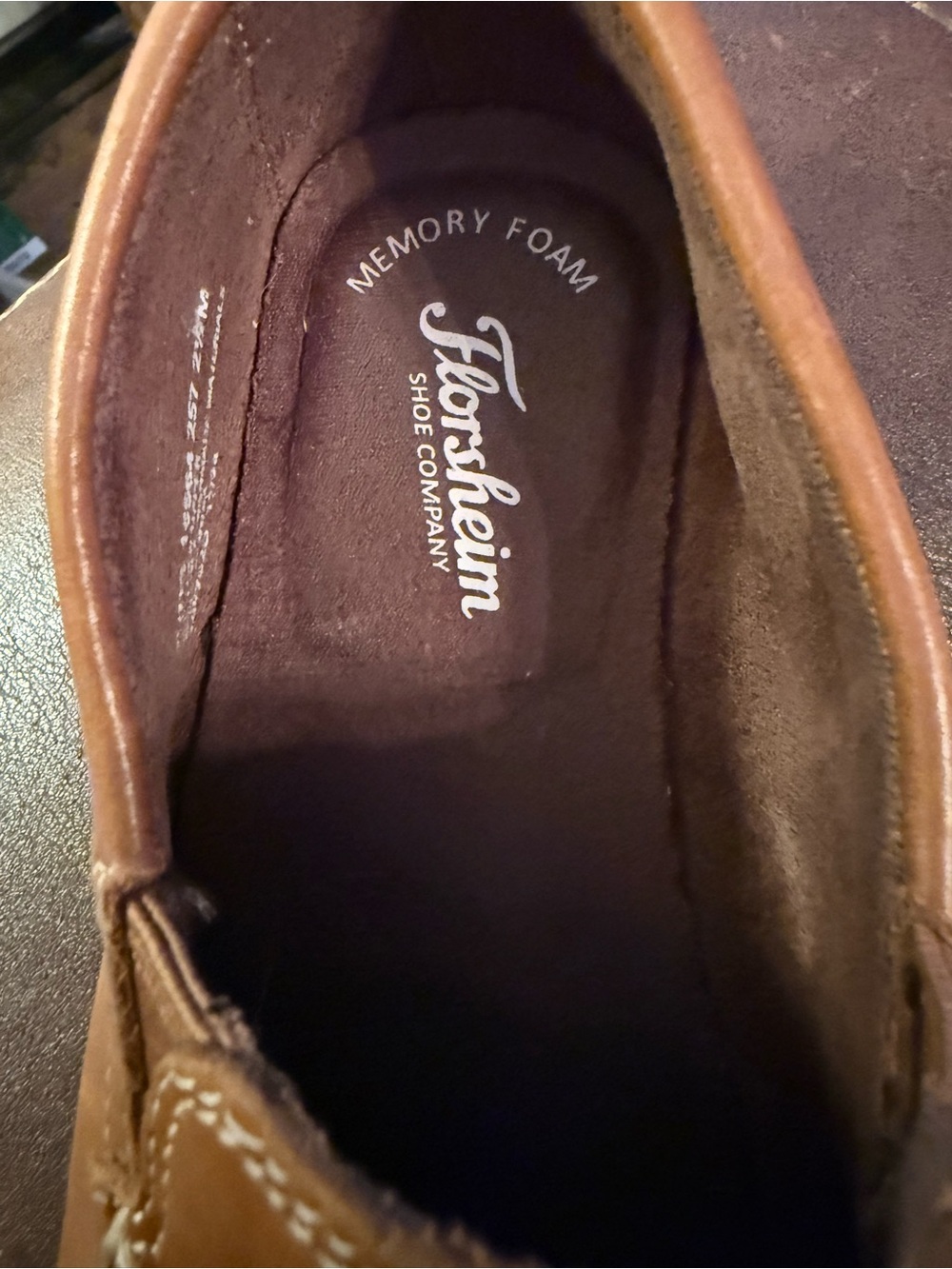 Florsheim boys  Tan Leather Slip-On Moccasin Loafers size 2.5 boys - Picture 6 of 6